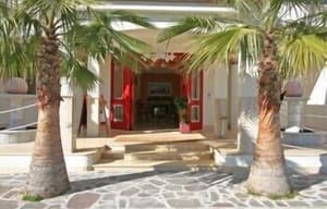 thumbnail: Exterior