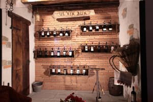 thumbnail: Interior detail