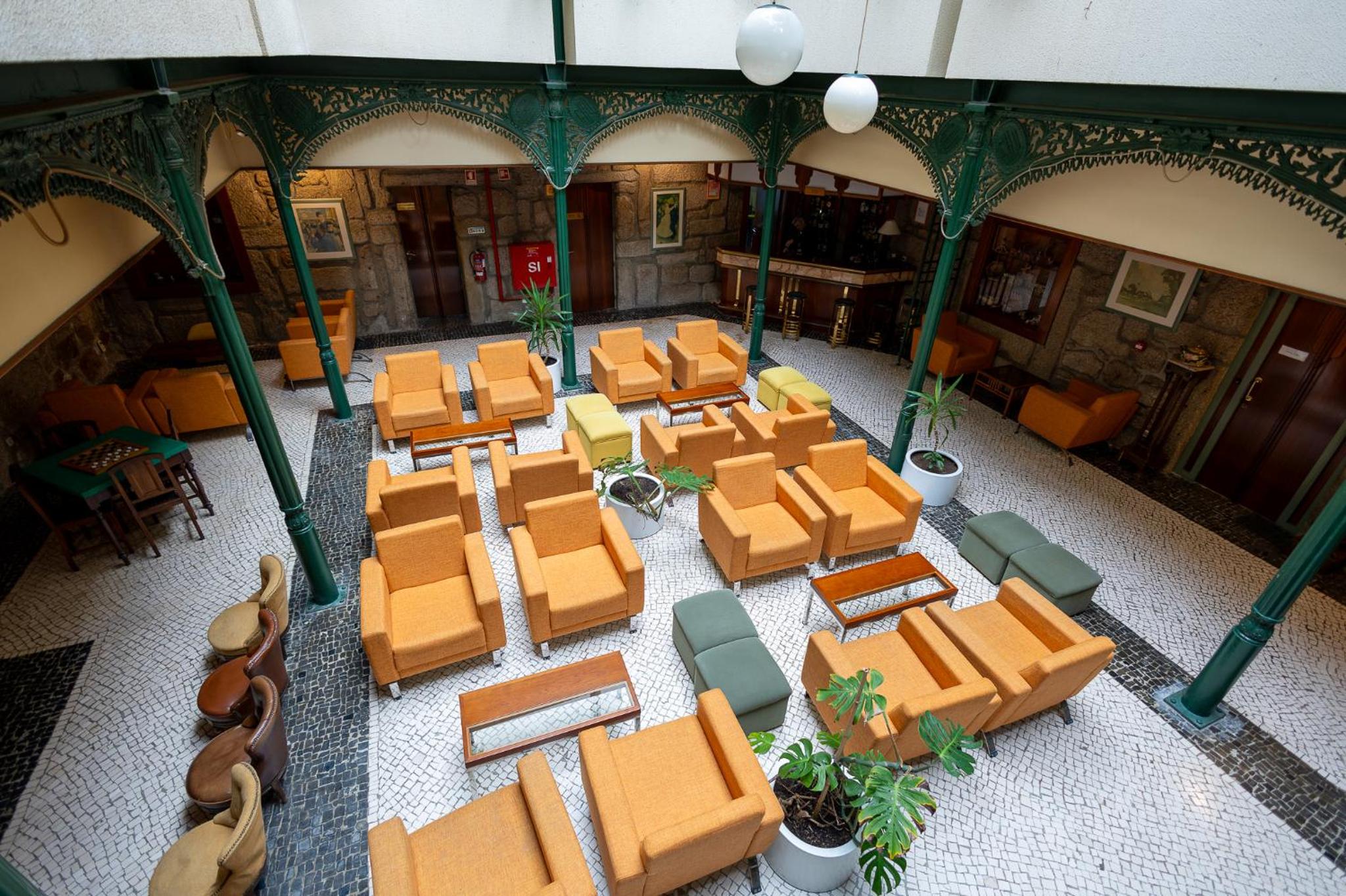 Restaurant-cafeteria