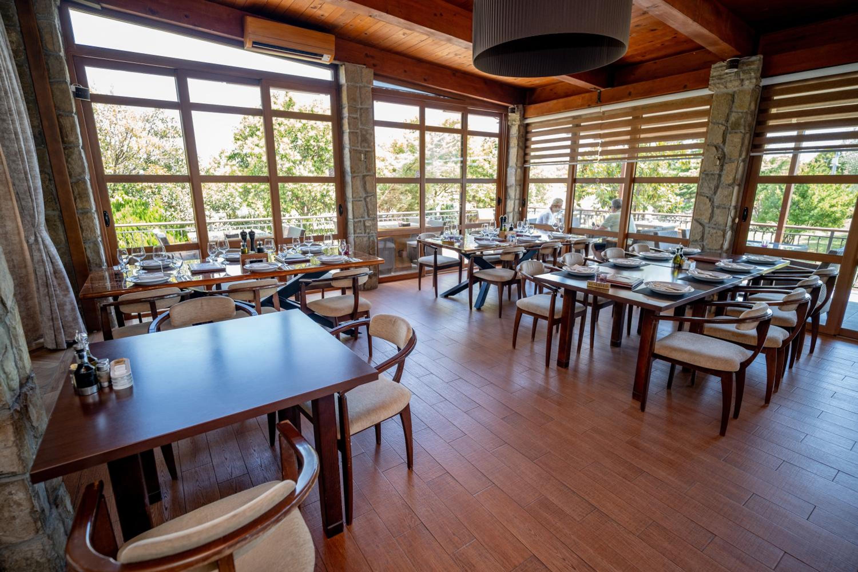 Restaurant-cafeteria