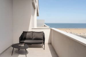 thumbnail: Balcony view