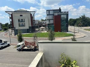 thumbnail: RV or truck parking
