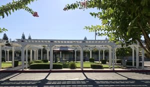 thumbnail: Exterior