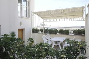 thumbnail: Terrace/patio