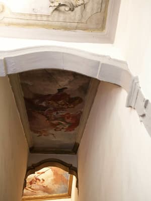 thumbnail: Staircase