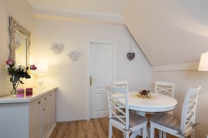 thumbnail: In-room dining