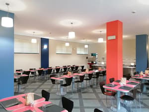thumbnail: Restaurant
