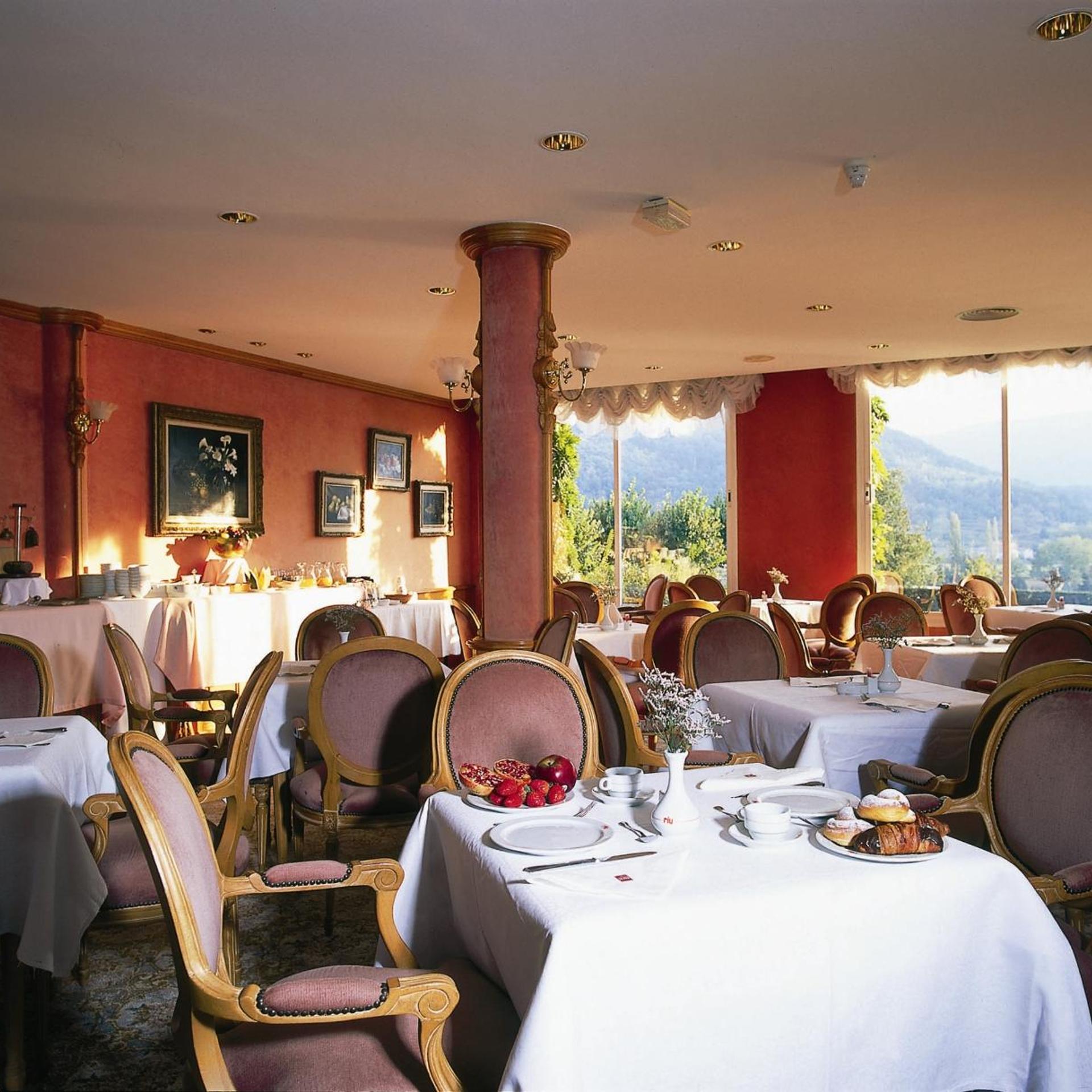 Restaurant-cafeteria