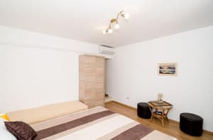 thumbnail: Living room
