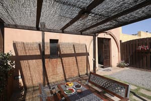 thumbnail: Terrace/patio