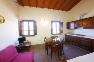 thumbnail: In-room dining