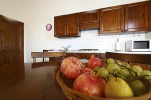 thumbnail: In-room dining
