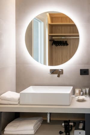 thumbnail: Bathroom