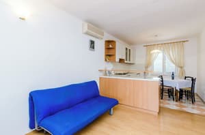 thumbnail: Living room