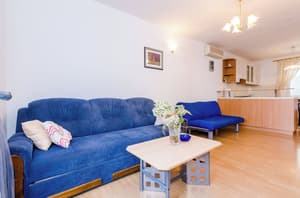 thumbnail: Living room