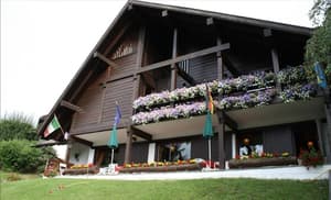 thumbnail: Exterior