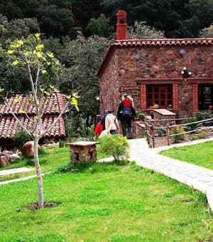thumbnail: Front of property
