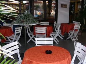 thumbnail: Bar (on property)