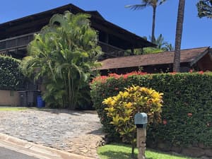 thumbnail: Exterior