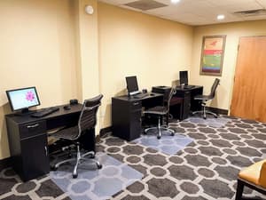thumbnail: Business center