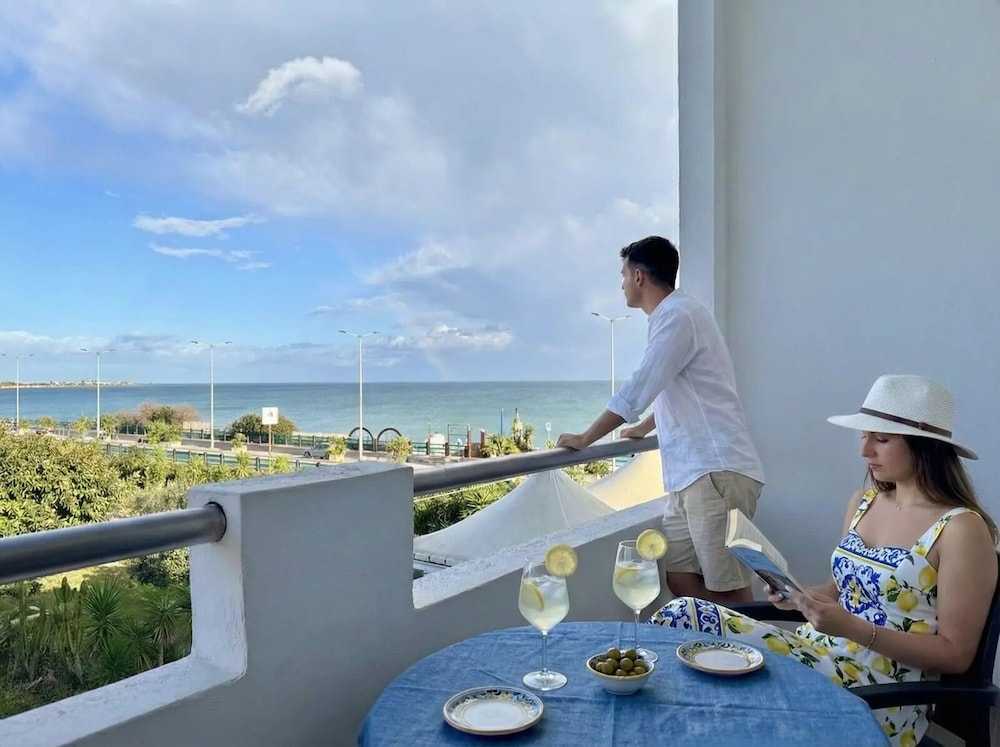 Beach/ocean view