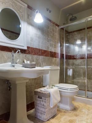 thumbnail: Bathroom