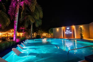 thumbnail: Bar (on property)