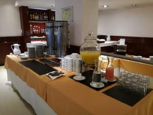 thumbnail: Restaurant
