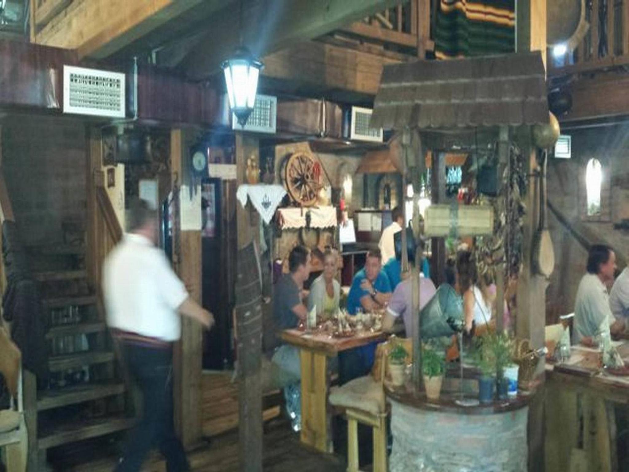 Restaurant-cafeteria