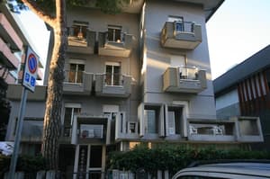 thumbnail: Exterior