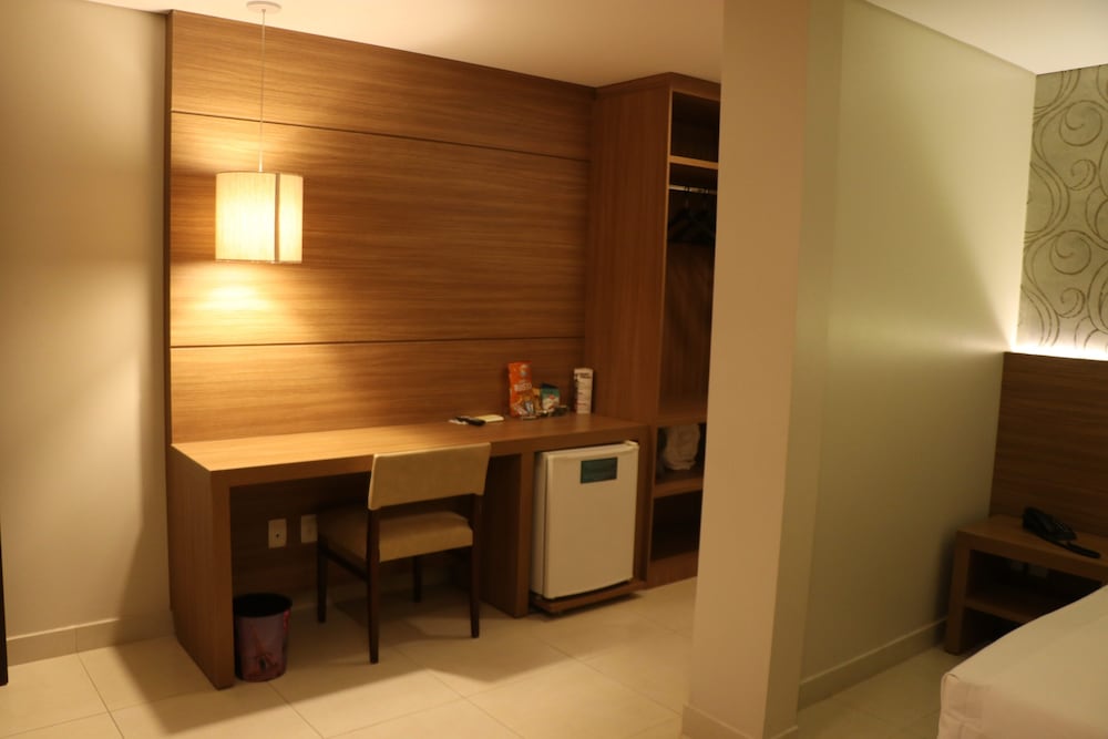 Mini-refrigerator