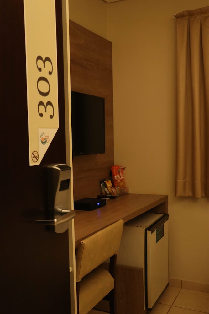Mini-refrigerator