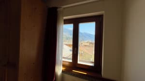 thumbnail: Exterior
