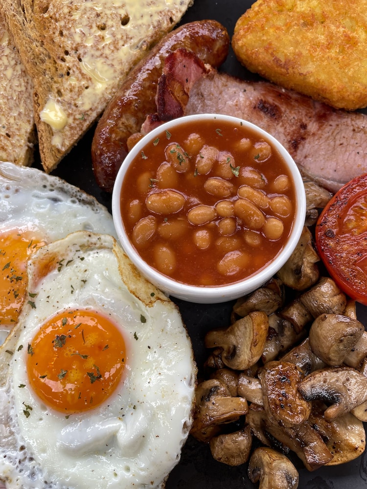 Breakfast meal