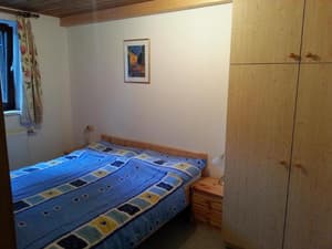 thumbnail: General view