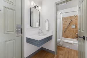 thumbnail: Bathroom