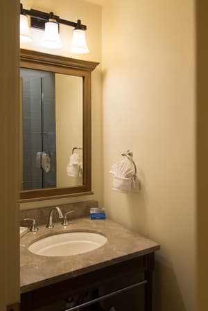 thumbnail: Bathroom sink