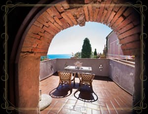 thumbnail: Exterior