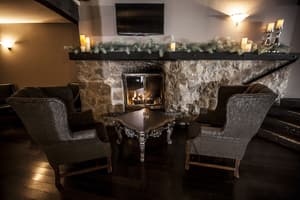 thumbnail: Lounge