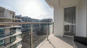 thumbnail: Balcony