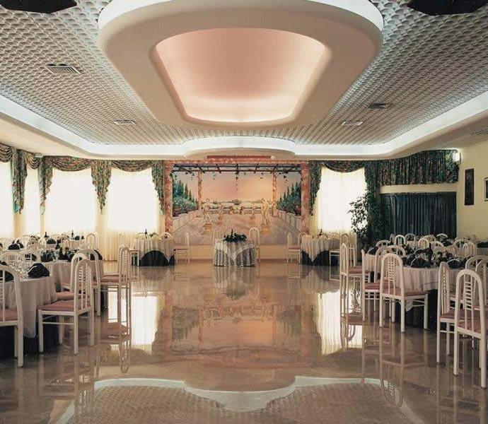 Restaurant-cafeteria