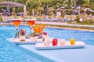 thumbnail: Outdoor pool