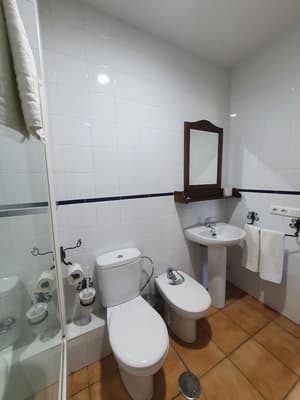 thumbnail: Bathroom