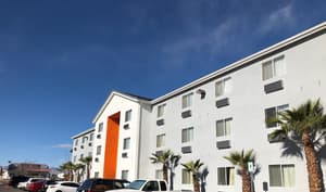 thumbnail: Exterior