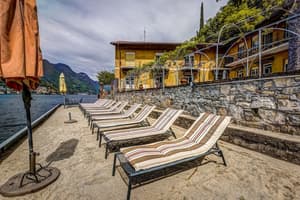 thumbnail: Sundeck