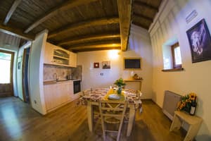 thumbnail: In-room dining