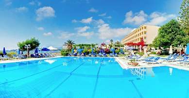 Pool,On-Site,Property Amenity,Recreation