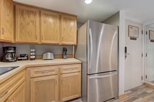 thumbnail: In-room dining