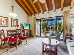 thumbnail: Front of property