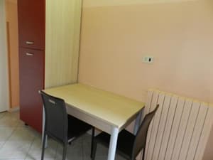 thumbnail: 711001971.jpg